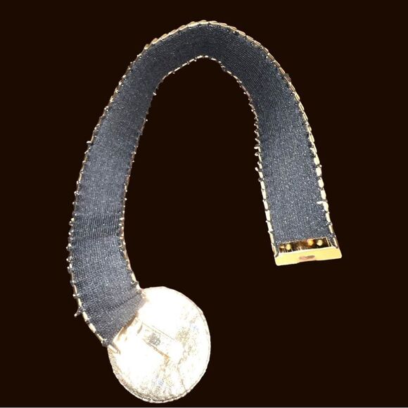 Retro 70’s gold colored serpentine stretchy belt - Picture 10 of 11